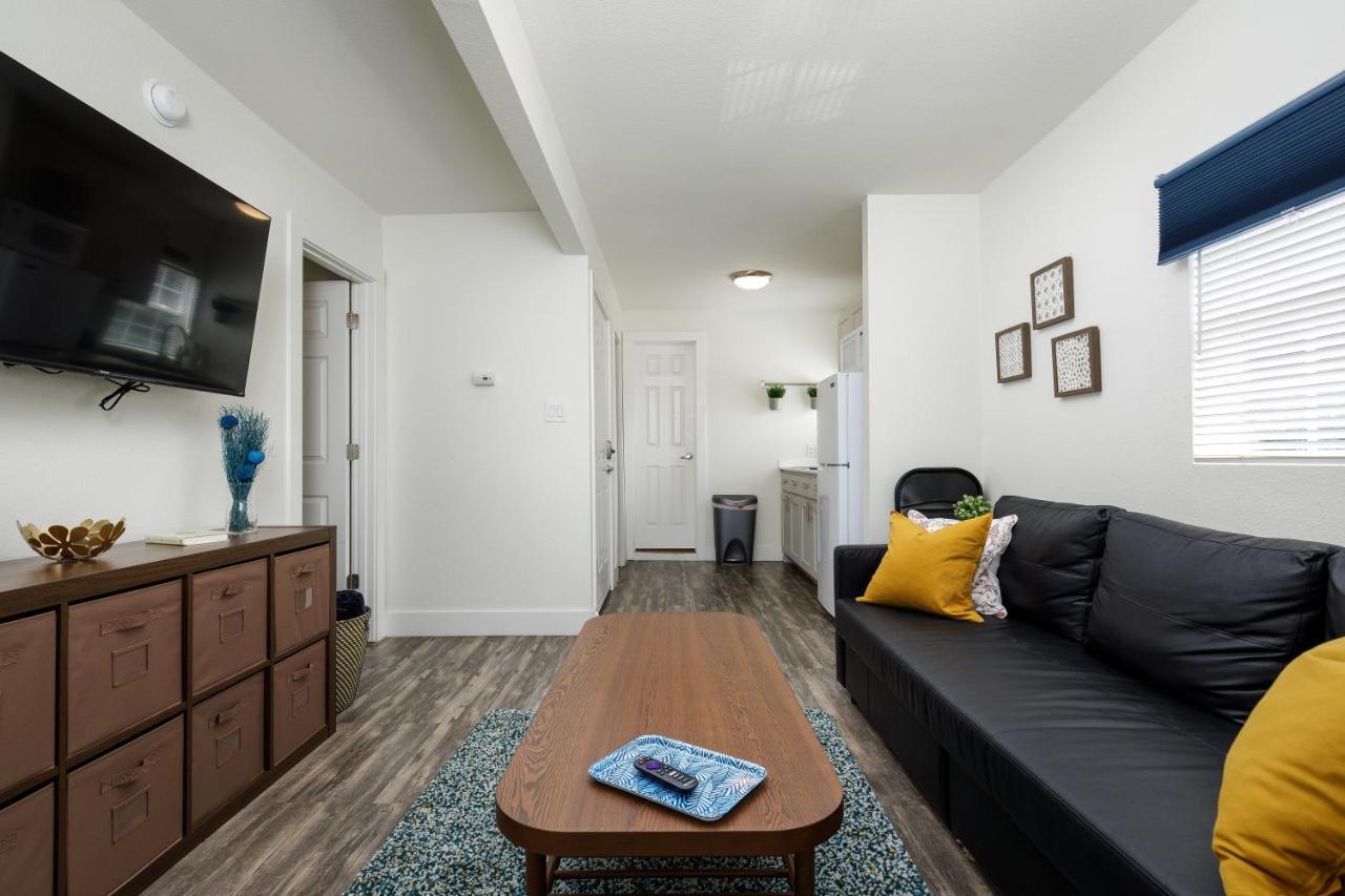 735 W 10Th St ดัลลัส ภายนอก รูปภาพ
